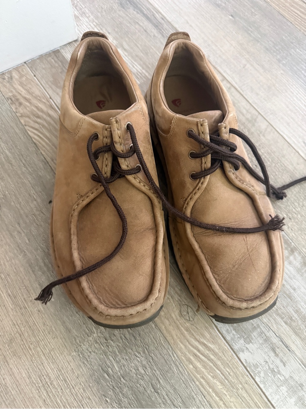 Red wing shoes